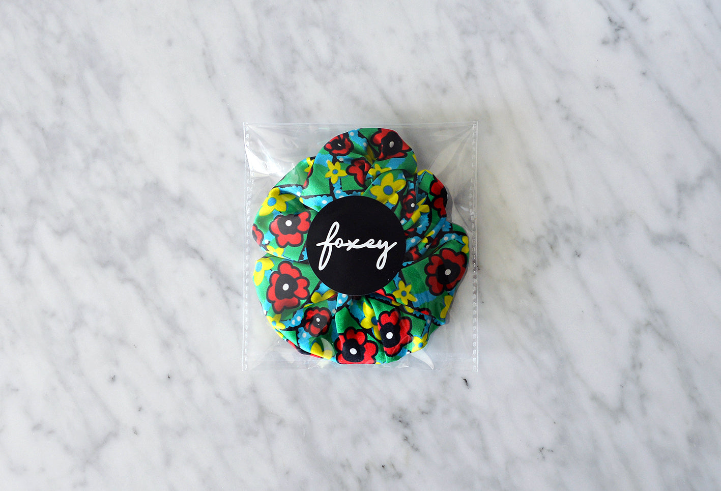 DOLLY DAGGER Silk Scrunchie