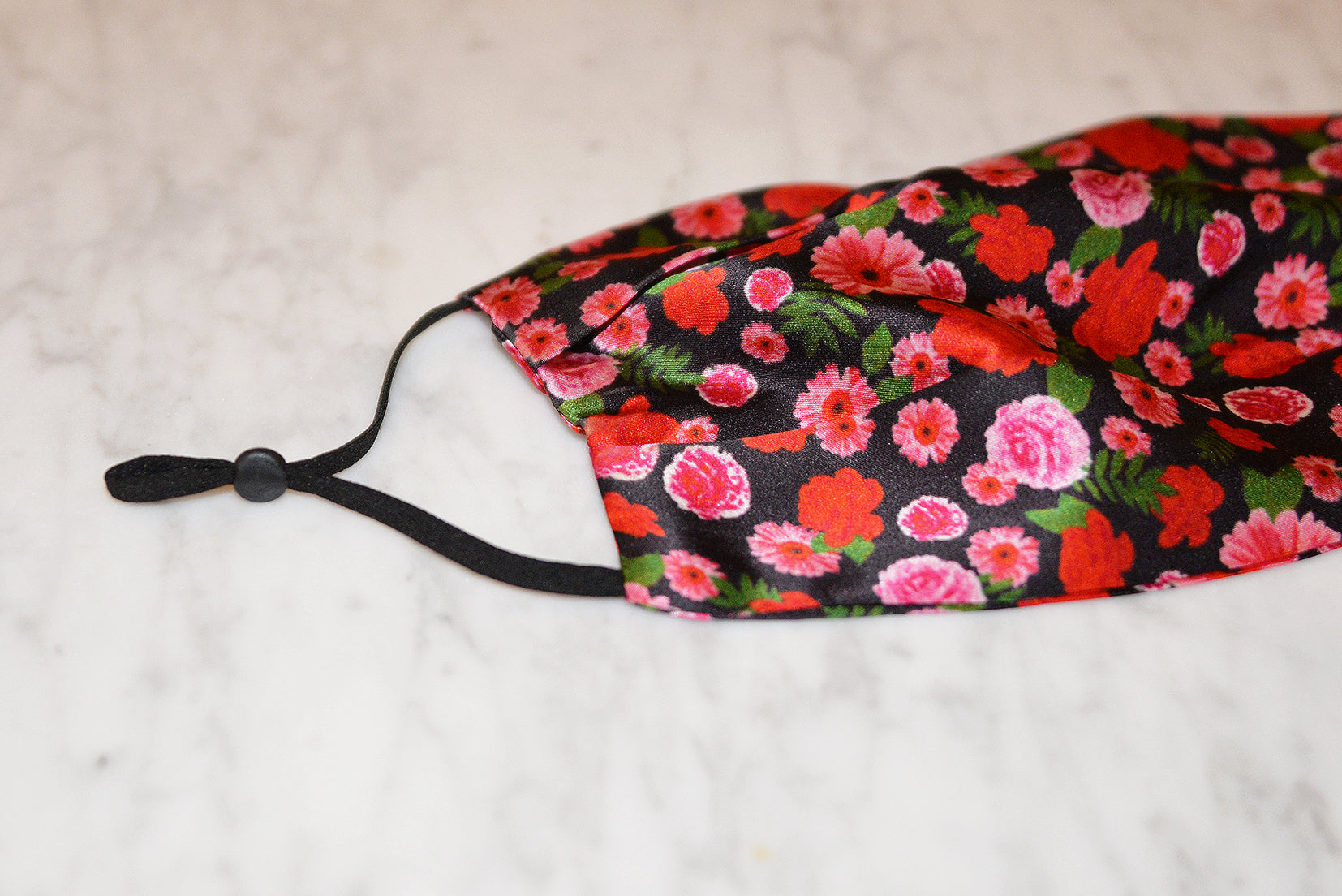FOXEY LADY Silk Face Mask