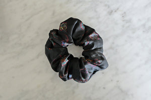 IZABELLA Silk Scrunchie