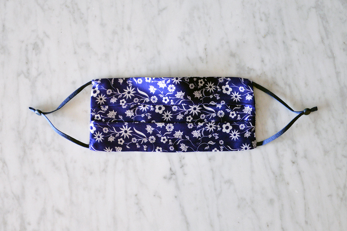 LITTLE WING Silk Face Mask